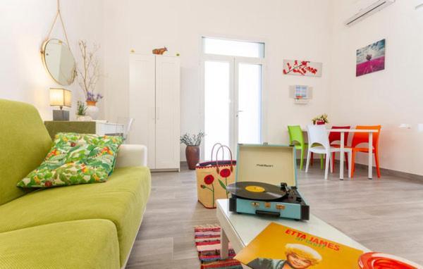 Iris Apartment, Comfort E Stile Nel Cuore Di Bisceglie Eksteriør billede