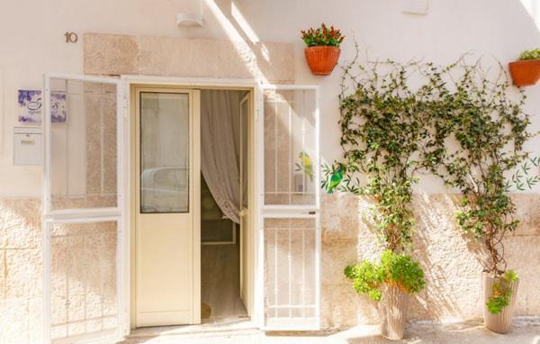 Iris Apartment, Comfort E Stile Nel Cuore Di Bisceglie Eksteriør billede